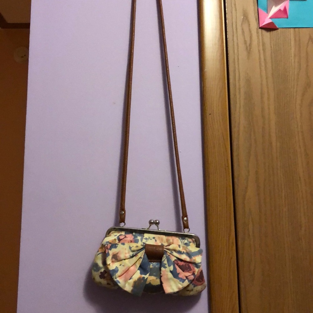 *BARELY USED* American eagle purse.